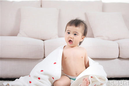 一岁半宝宝大便拉不出来怎么办,正常婴儿大便是什么样