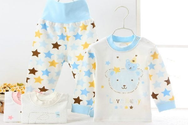 宝宝穿保暖内衣好吗,千万不要给孩子穿保暖内衣