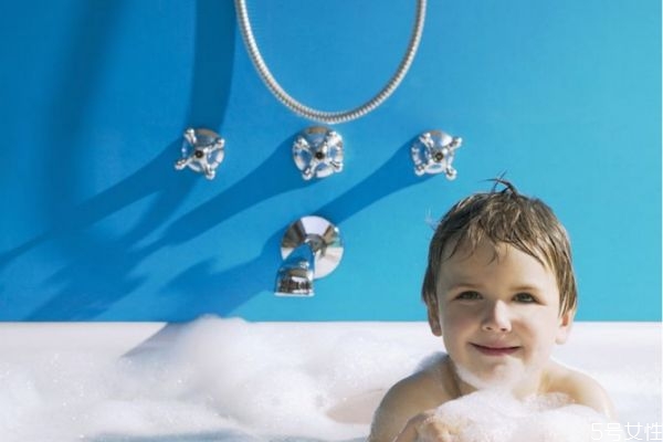 5个月宝宝头发稀少怎么办,孩子头发少什么原因