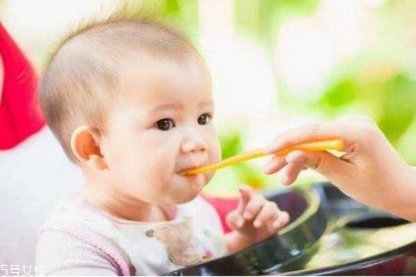 宝宝流口水怎么解决,小孩口水流不停怎么办 宝宝流口水怎么解决,小孩口水流不停怎么办