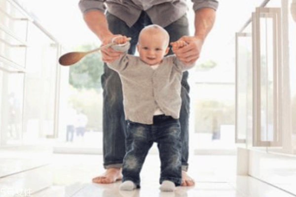 宝宝学走路注意事项,宝宝学走路有什么好的办法