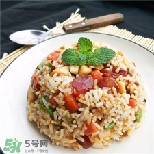 宝宝吃隔夜饭好吗,宝宝吃隔夜饭会怎么样