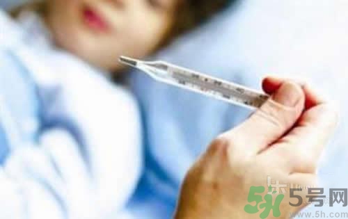 宝宝吃退烧药有什么坏处,宝宝发烧吃退烧药有什么副作用