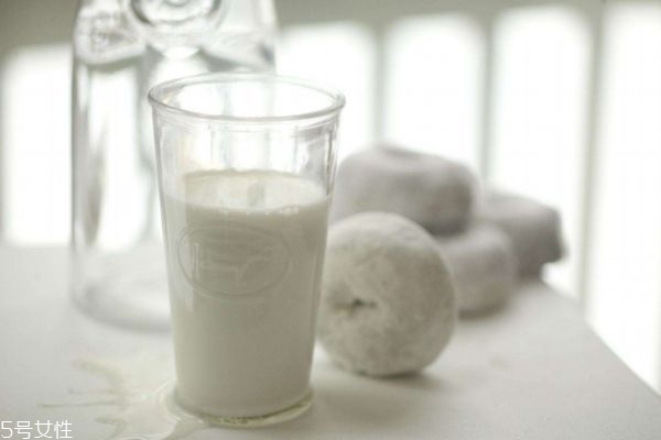 奶粉怎么保存比较好,奶粉为什么要避光保存