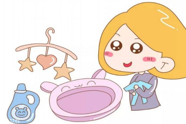 新生儿衣服用手洗还是机子洗,新生儿衣服用手洗了之后可以用洗衣服脱水吗