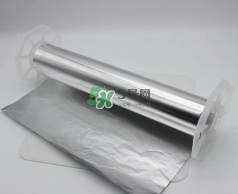 锡箔纸有正反面吗,锡箔纸用正面还是反面 锡箔纸有正反面吗,锡箔纸用正面还是反面