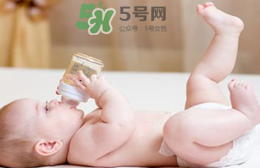 牛初乳吃了会拉肚子吗,哺乳期可以吃牛初乳咀嚼片吗
