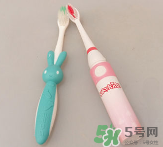 儿童电动牙刷怎么选,儿童电动牙刷怎么选择几岁能用
