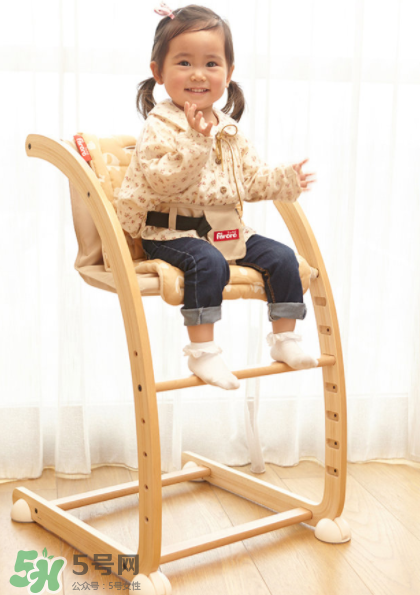 儿童餐椅多大可以用,宝宝多大可以使用餐椅