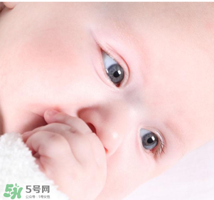 孩子测试眼睛怎么为正常,怎样才能知道孩子的眼睛有没有问题