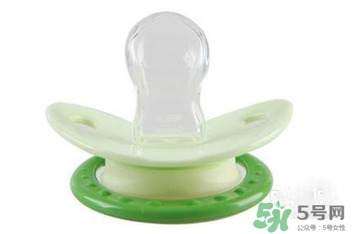 安抚奶嘴怎么选形状,安抚奶嘴的形状有什么区别