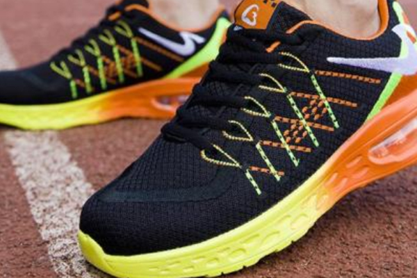 儿童鞋怎么挑选,小孩鞋子怎么买合适