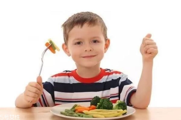 小孩不吃青菜的危害,小孩长期不吃青菜会怎么样 小孩不吃青菜的危害,小孩长期不吃青菜会怎么样