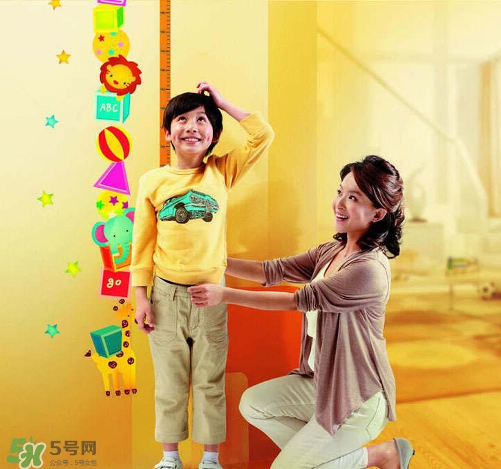 矮小对什么,如何判断矮小症