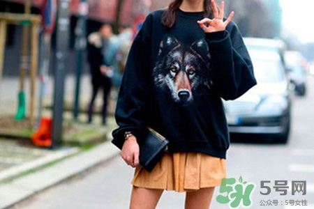 什么牌子的卫衣适合年轻人,国内年轻人十大潮牌卫衣