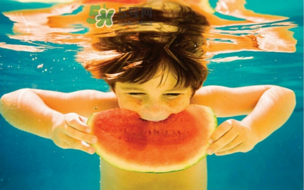 简述遗尿症主要原因,遗尿症 简述遗尿症主要原因,遗尿症