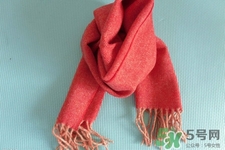 羊绒围巾为什么会起球,羊绒的围巾会起球吗 羊绒围巾为什么会起球,羊绒的围巾会起球吗