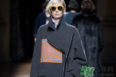 自己在家怎么洗呢子大衣,在家如何洗呢子大衣 自己在家怎么洗呢子大衣,在家如何洗呢子大衣