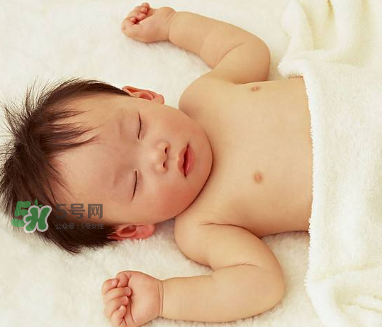 让孩子睡午觉的好办法,午睡培养孩子什么能力