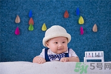 男生冬天戴帽子怎么不压头发,戴帽子怎么不压头发