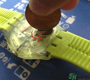 swatch手表换电池,斯沃琪手表电池怎么换 swatch手表换电池,斯沃琪手表电池怎么换