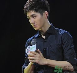 参加婚礼可以穿黑色衣服吗?,参加婚礼可以穿黑色衣服吗知乎 参加婚礼可以穿黑色衣服吗?,参加婚礼可以穿黑色衣服吗知乎