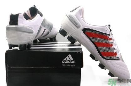 阿迪达斯鞋标辨别方法,阿迪达斯鞋标鉴别