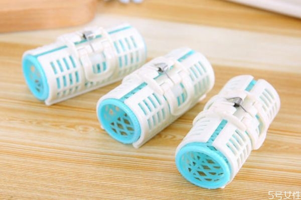 卷发筒怎么用八字刘海,卷发筒怎么用来卷刘海