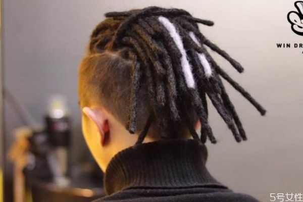 编了脏辫怎么洗头发,弄脏辫怎么洗头 编了脏辫怎么洗头发,弄脏辫怎么洗头