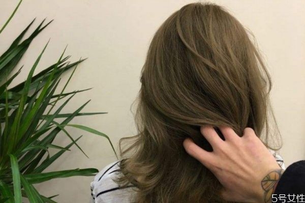 烫染能一起做吗,烫染能一起做吗一天之内