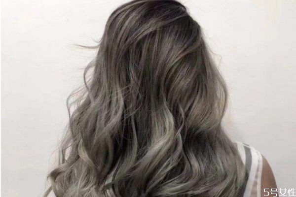 一年染发几次最安全,每年染发几次比较安全