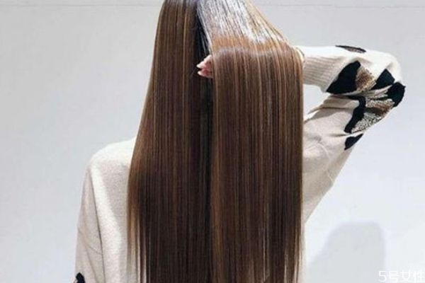 头发烫完了太爆怎么办,头发烫得太爆炸了怎么办