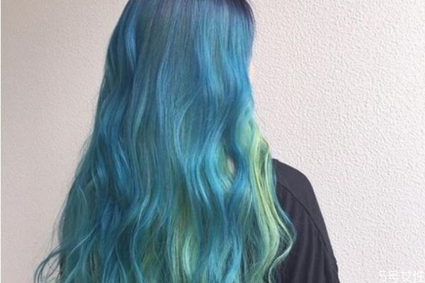 染头发打蜡能保持多久,染发打蜡头发可以维持多久