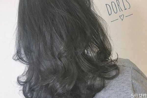 头发太干燥了怎么保养又直又顺,头发太干燥了怎么保养 头发太干燥了怎么保养又直又顺,头发太干燥了怎么保养