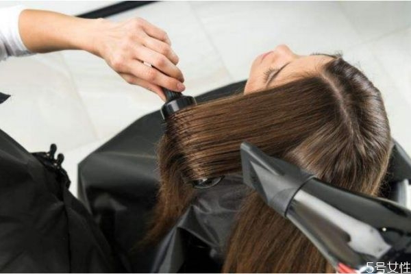 头顶刘海处秃了怎么补救,刘海上面头发秃怎么办