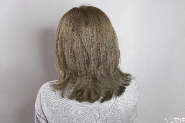 染过红色能染闷青色吗,红色可以直接染闷青吗