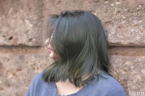 闷青色头发怎么染配方,闷青色头发怎么染 闷青色头发怎么染配方,闷青色头发怎么染