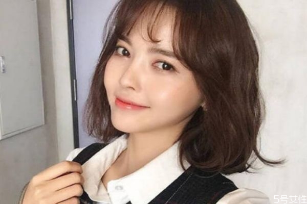 剪锁骨发要不要打薄,头发厚可以剪锁骨发吗