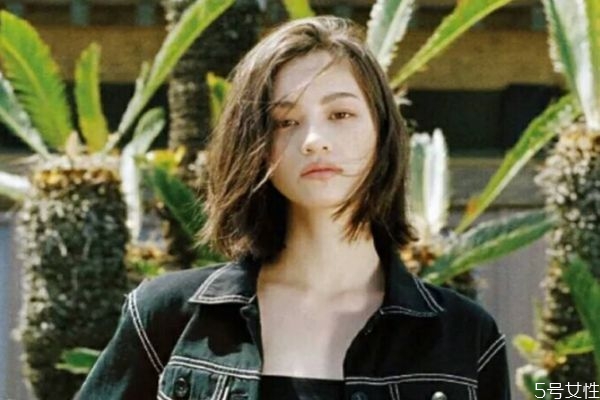 适合圆脸的锁骨发发型图片,适合圆脸的锁骨发发型