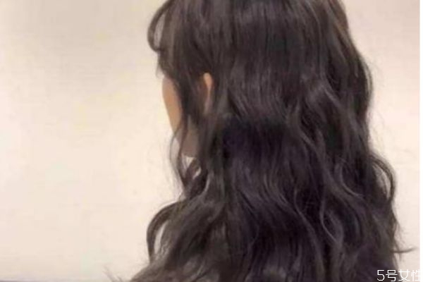 烫完头发后多久可以扎头发,烫发几天后可以扎头发 烫完头发后多久可以扎头发,烫发几天后可以扎头发