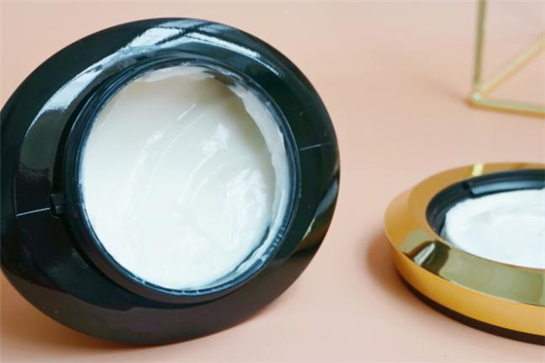 卡诗黑钻凝时发膜怎样使用,卡诗黑钻洗发水成分表 卡诗黑钻凝时发膜怎样使用,卡诗黑钻洗发水成分表