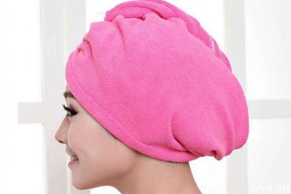 干发帽怎么戴呀,干发帽的戴法 干发帽怎么戴呀,干发帽的戴法