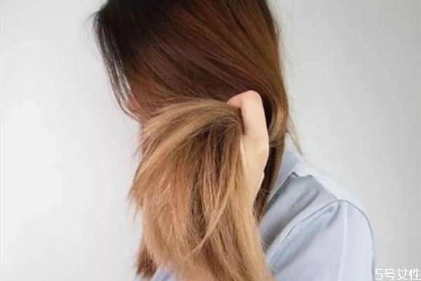 为什么我的刘海两边很空,为什么空气刘海会翘起来