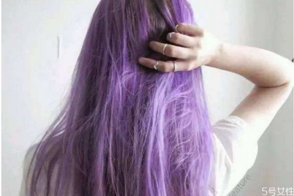 染什么颜色能盖住紫色,染什么黑色能盖住紫色 染什么颜色能盖住紫色,染什么黑色能盖住紫色