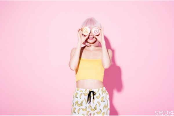 假发的护理方法,假发保养和护理知识