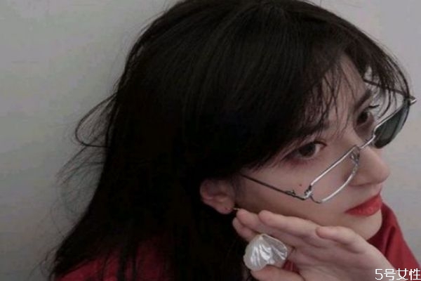 假发的价格及图片大全,黛尔丝假发的价格