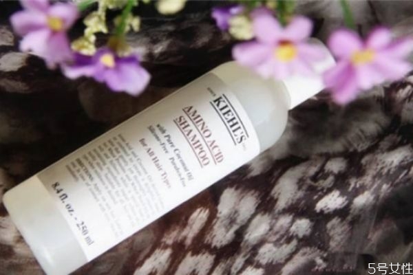 油性头发去油小窍门,头发出油用什么方法