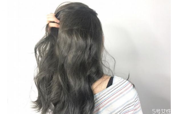 脱发严重是什么问题,一直掉发严重是什么原因