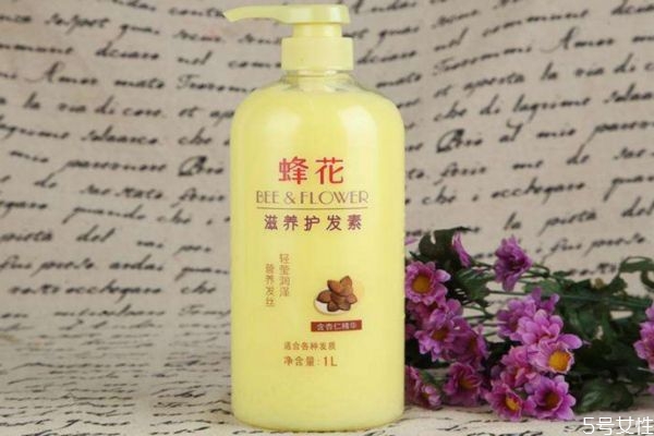 头疼的头皮都不敢碰,最恼人的是在他头皮上