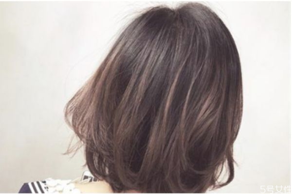 锁骨发不烫好看吗,锁骨发不烫的效果